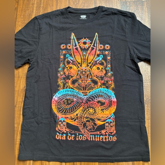 Looney Tunes Shirt For Woman Size Large - Picture 3 of 5